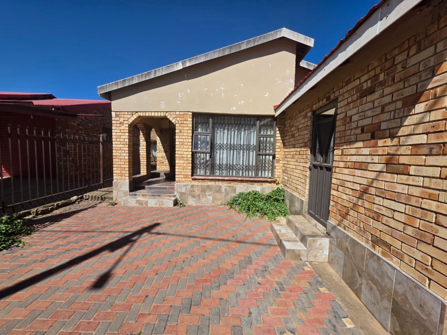 3 Bedroom Property for Sale in Old Location Free State